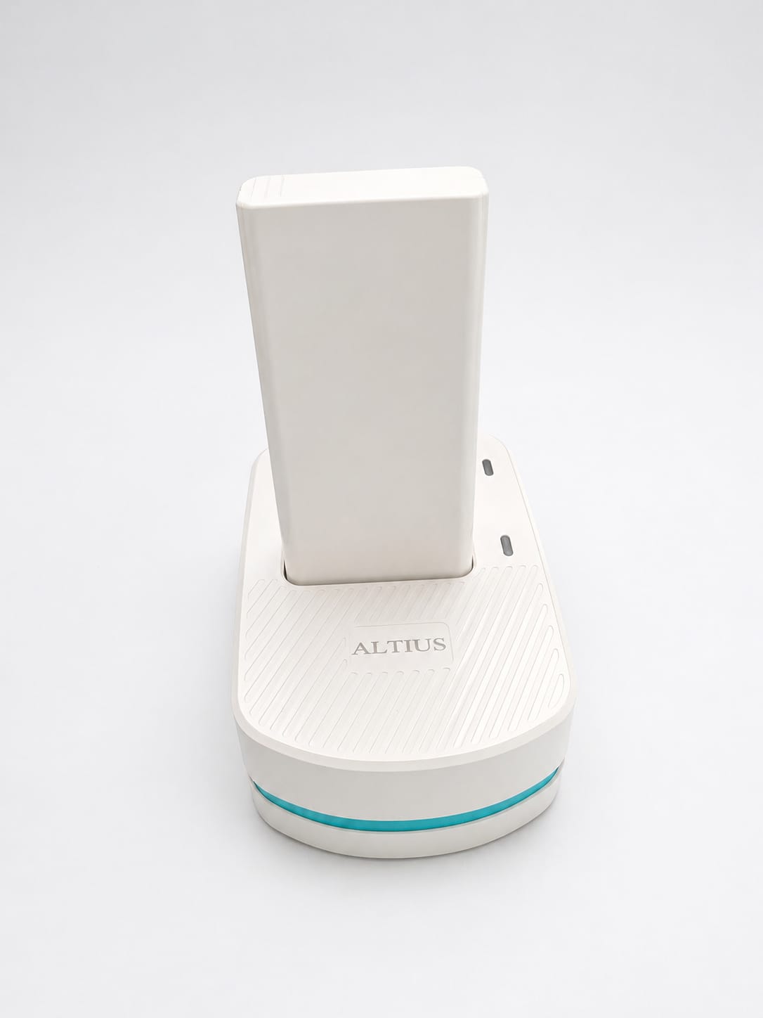 Cargador de Baterías para Lámparas Altius H37